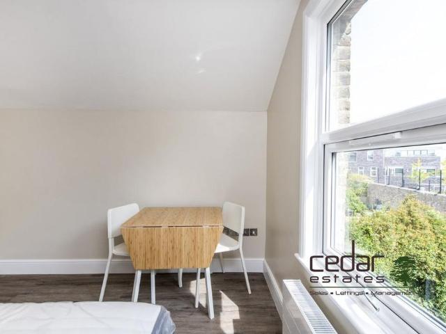 Studio to rent