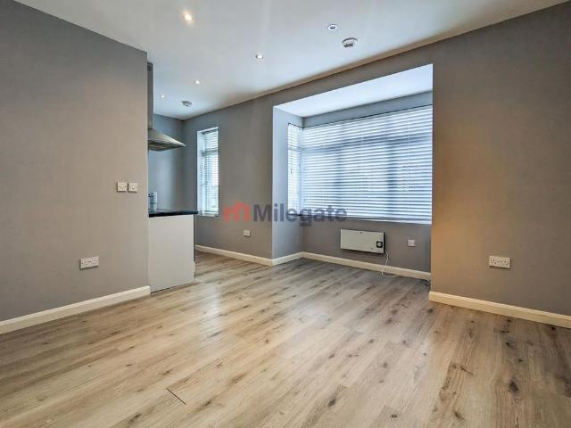 Studio to rent