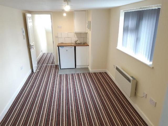 Studio to rent