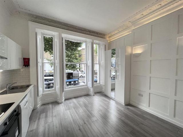 Studio to rent