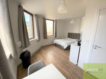 Studio to rent