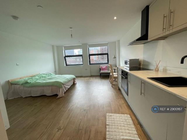 Studio to rent