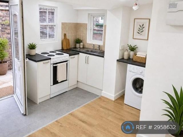 Studio to rent
