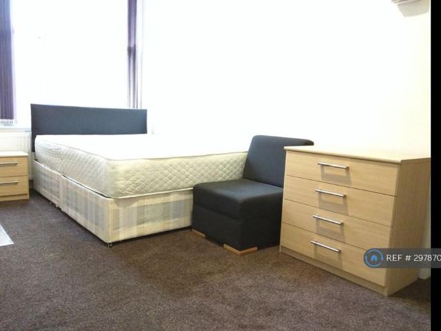 Studio to rent