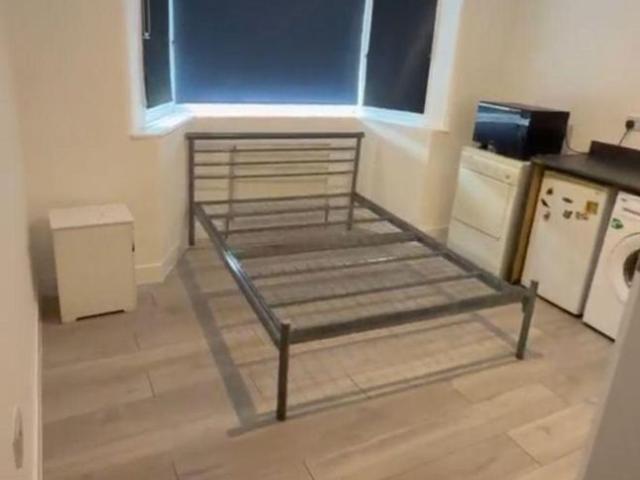 Studio to rent