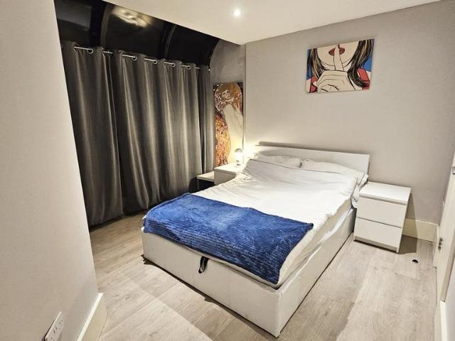 Studio to rent