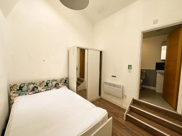 Studio to rent