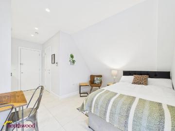 Studio to rent
