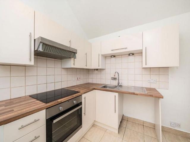 Studio to rent