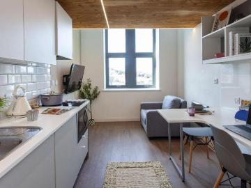 Studio to rent
