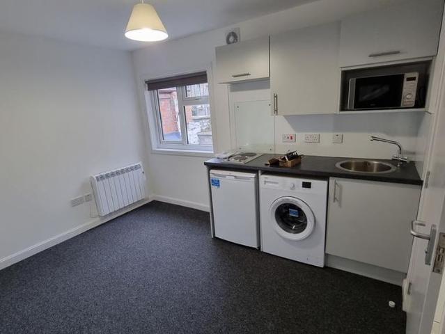Studio to rent
