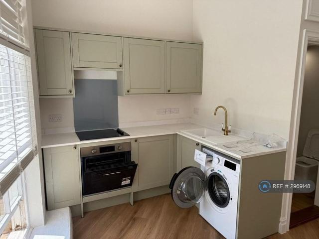 Studio to rent