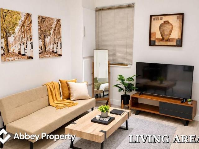 Studio to rent