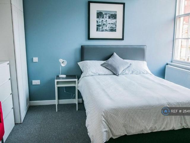 Studio to rent