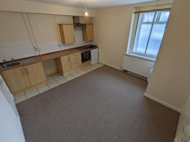Studio to rent
