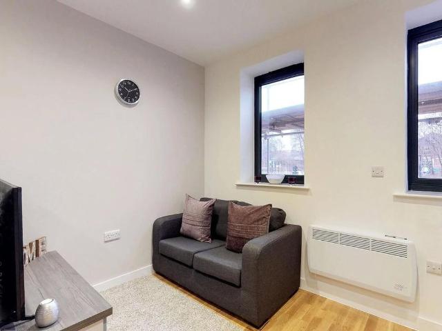Studio to rent