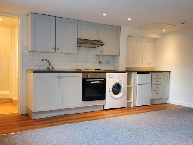 Studio to rent