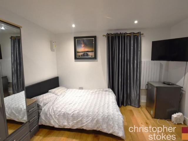 Studio to rent