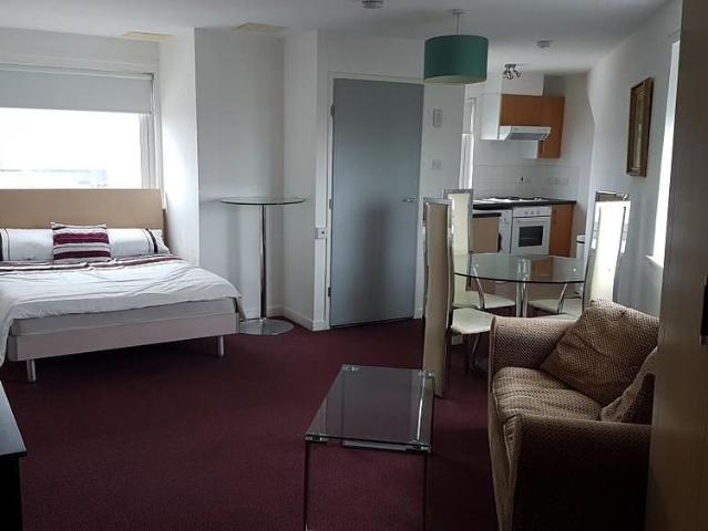 Studio to rent