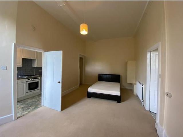 Studio to rent