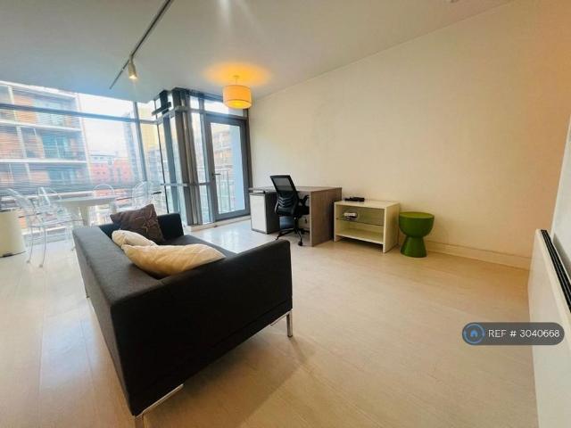 Studio to rent