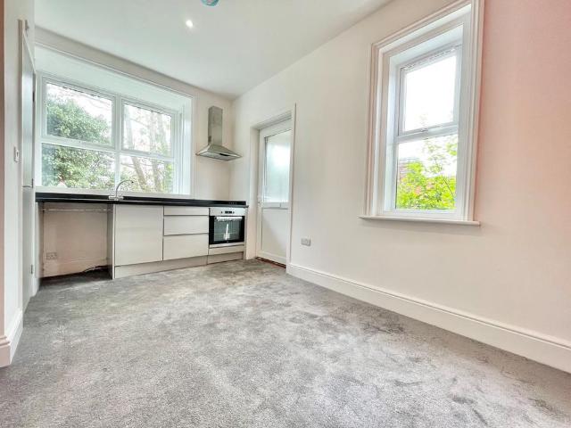 Studio to rent