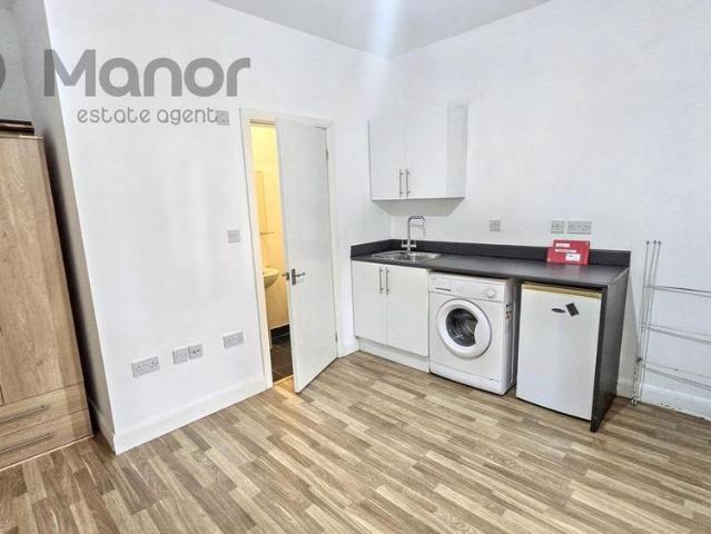 Studio to rent