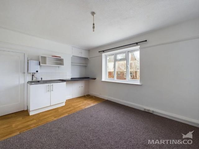 Studio to rent