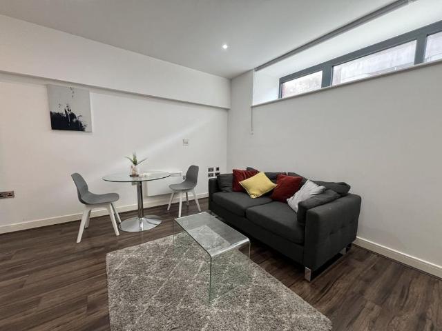Studio to rent