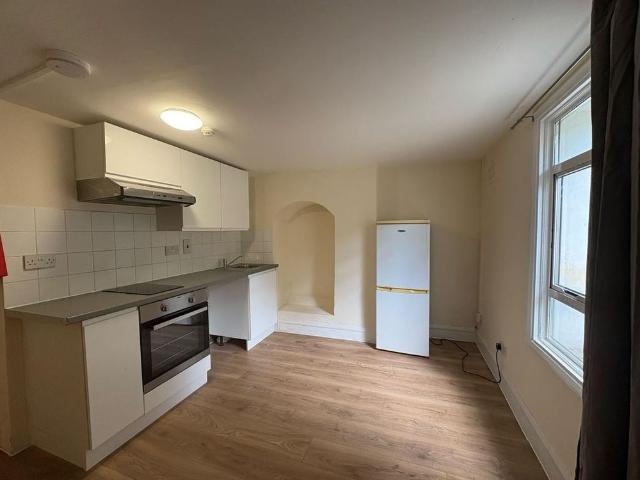 Studio to rent