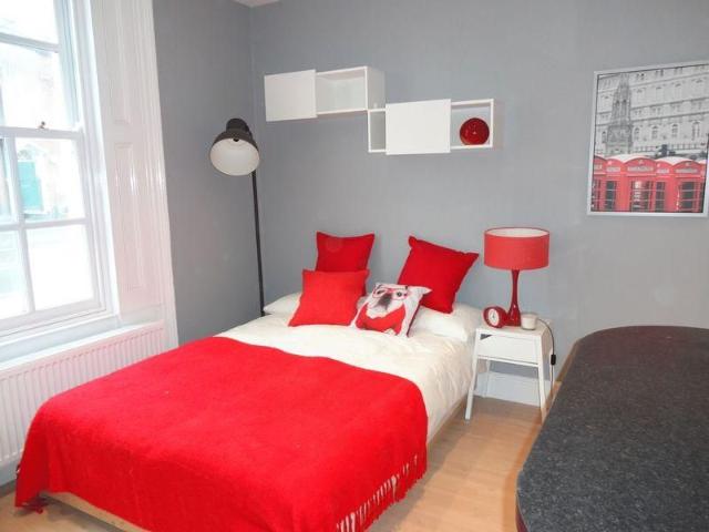 Studio to rent