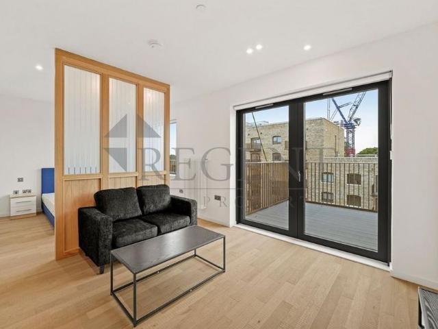 Studio to rent
