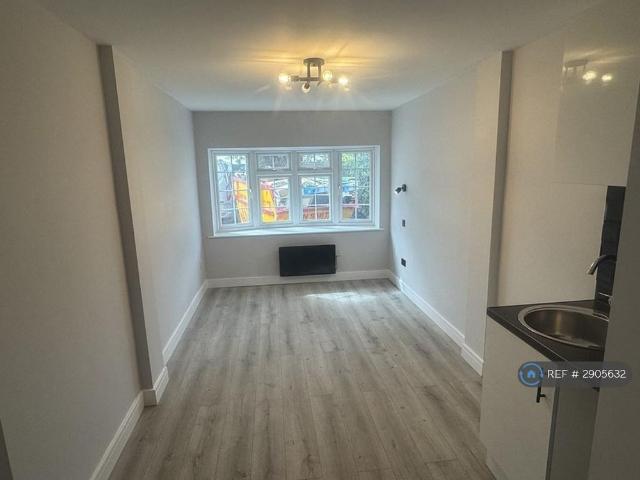 Studio to rent