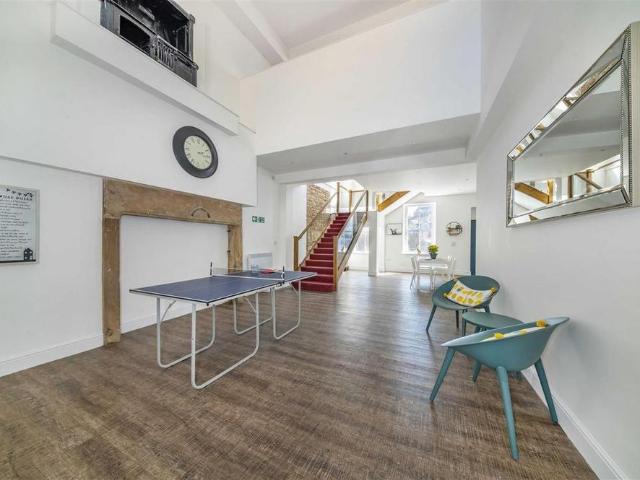 Studio to rent