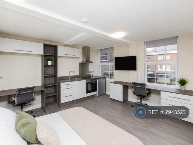 Studio to rent