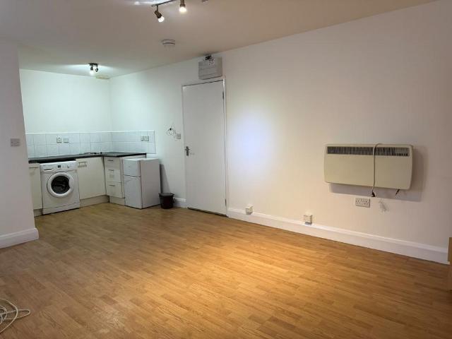 Studio to rent