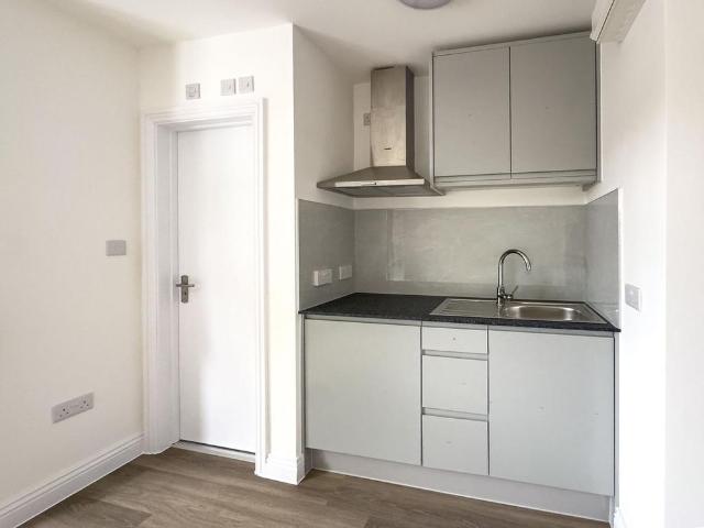 Studio to rent
