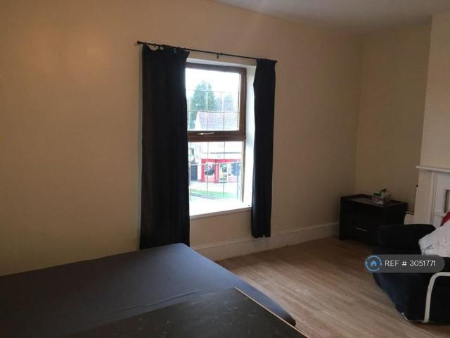 Studio to rent