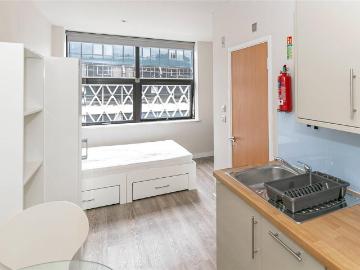Studio to rent