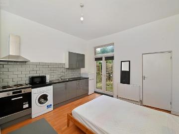 Thornlaw Road SE27 London, SE27, West Norwood, London, Greater London