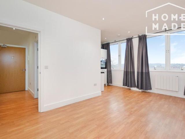 Studio to rent