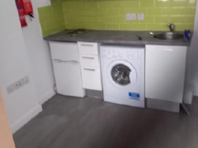 Studio to rent