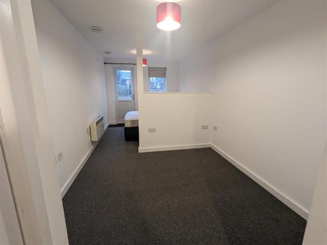 Studio to rent