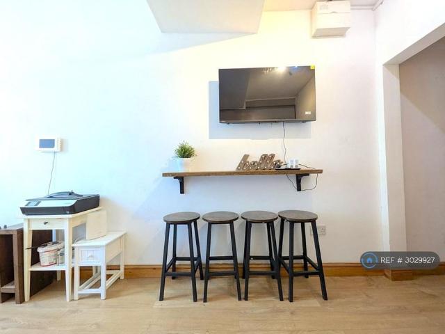 Studio to rent