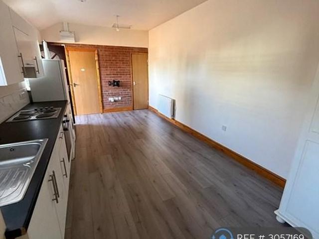 Studio to rent