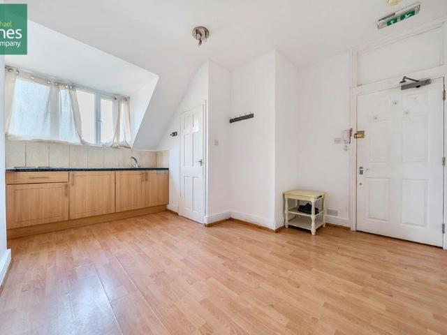 Studio to rent