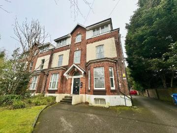 Ashton upon Mersey, M33 - Equipped kitchen