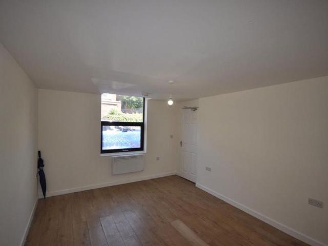 Studio to rent