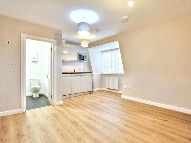 Studio to rent