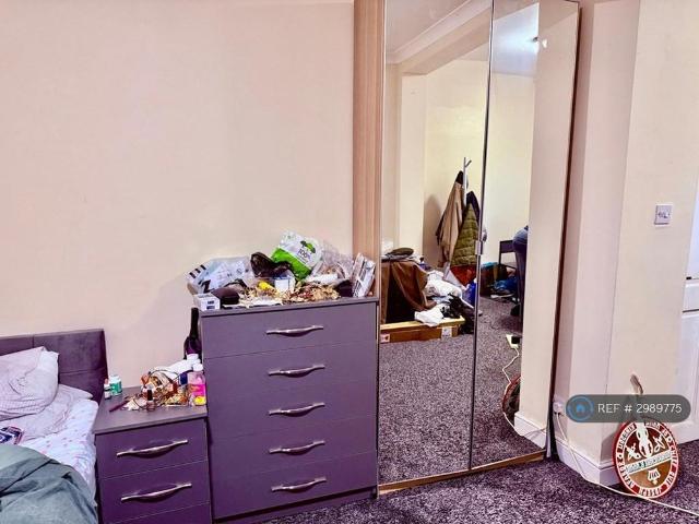 Studio to rent